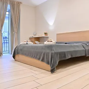 perlablu-in-centro.hotels-amalfi.com/