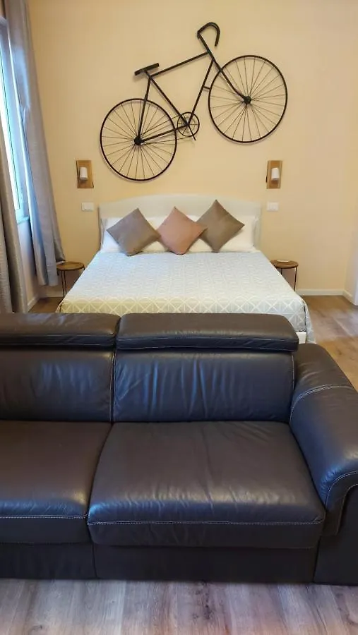 Glam Resort Luxury Lorenzo La Spezia Guest house